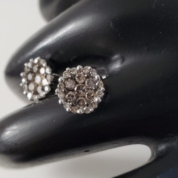 1 Cttw Watch Video / 10K Gold Cognac / Chocolate Diamond Cluster Earrings - Picture 5 of 12